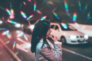 carlos-dominguez-566418-unsplash-negativna-energija